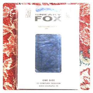 Blue Pantyhose Mac Leopard lake